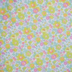 Betsy Bespoke - Neon - 036373532X